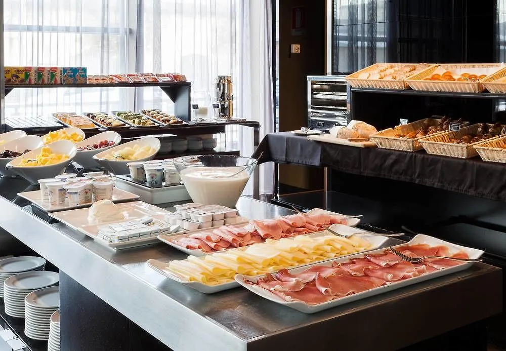 Ac Hotel Firenze By Marriott