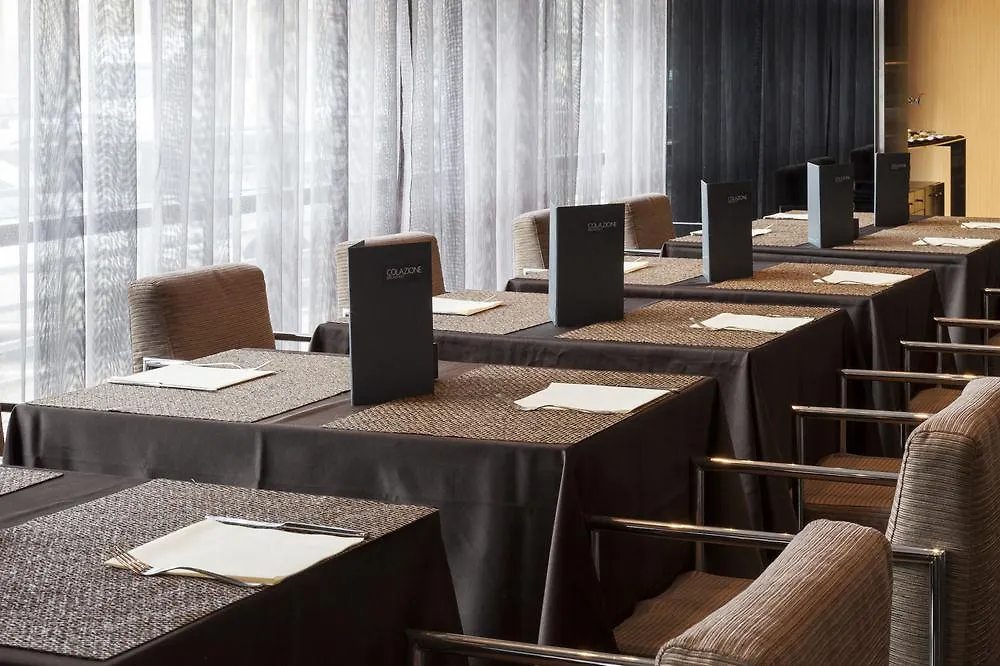Ac Hotel Firenze By Marriott 4*, Florence