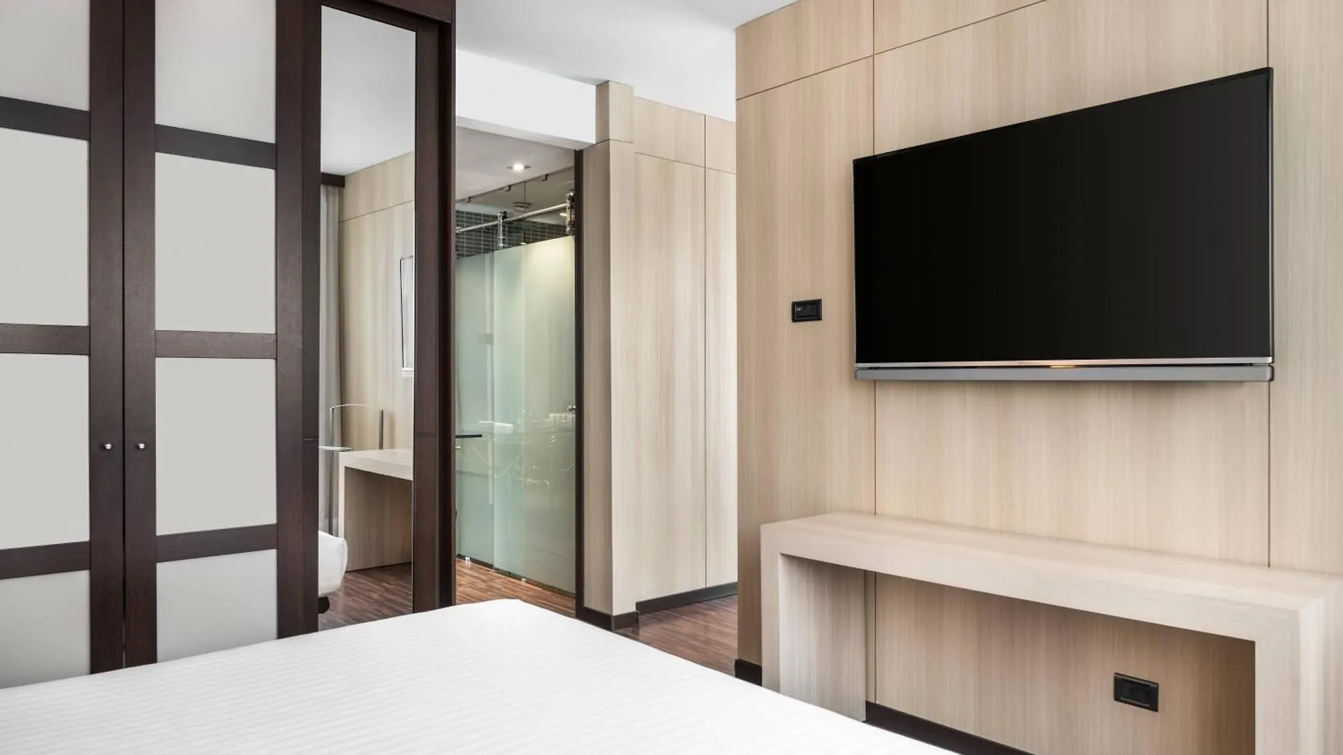 Ac Hotel Firenze By Marriott 4*, Florence